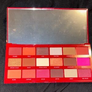 Revolution Sweet Temptation Eyeshadow Palette